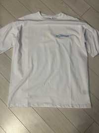 T-shirt Only Vetements