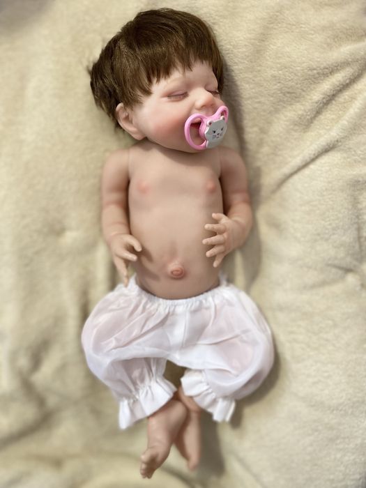 Лялька реборн дівчинка