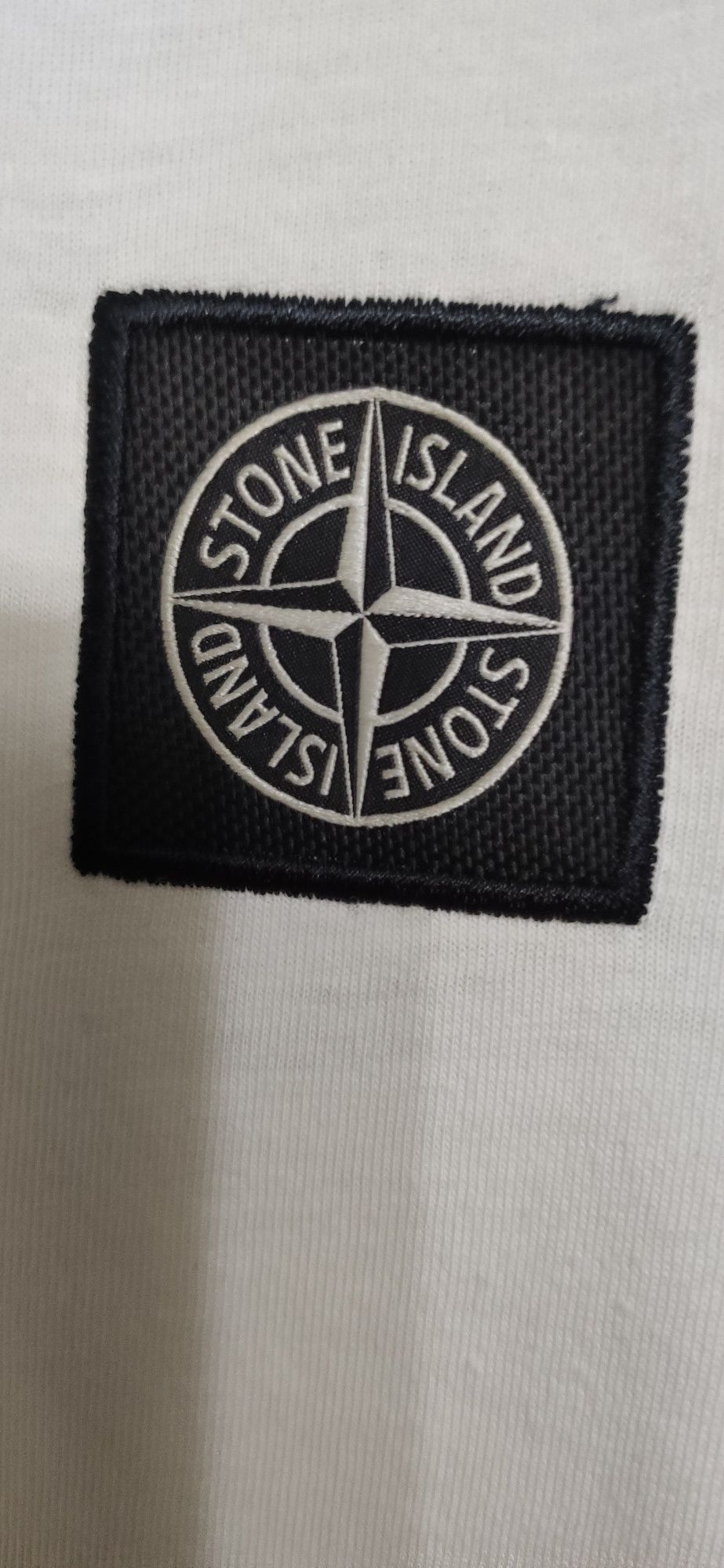 Koszulka t-shirt  Stone Island biała z czarnym logo z bawełny Jersey