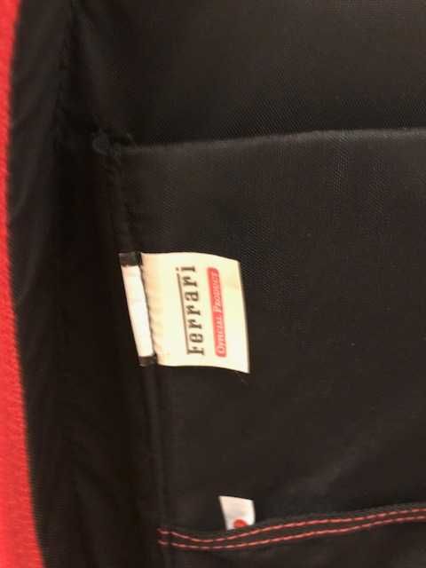 Mochila Ferrari para PC - NOVA
