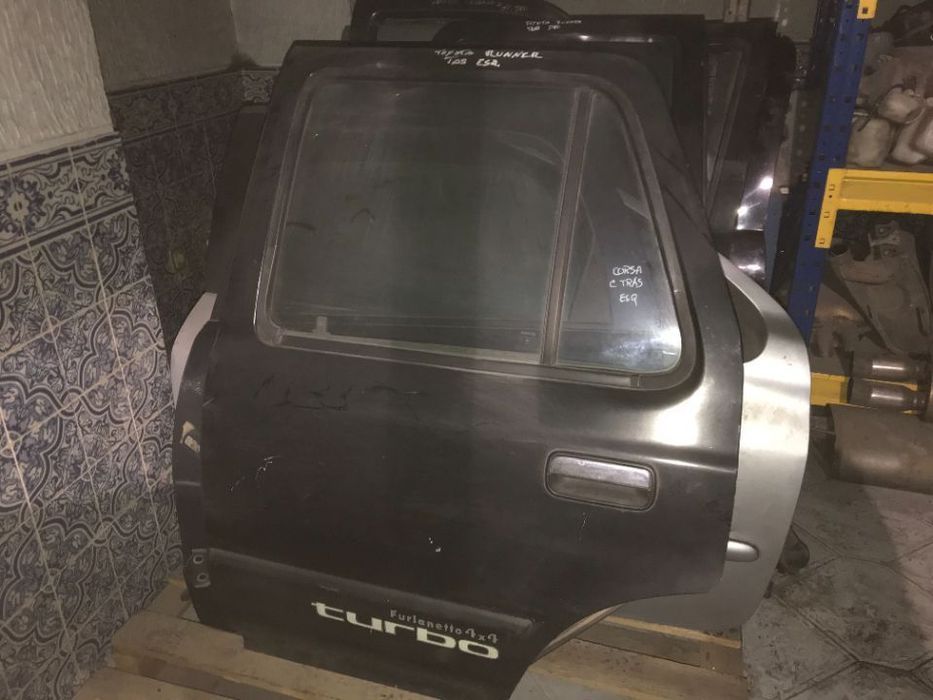 PORTAS TRASEIRAS TOYOTA RUNNER