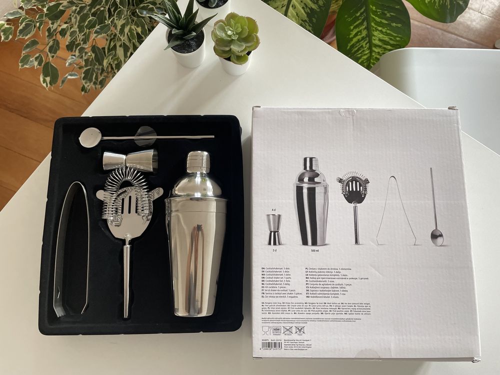 Cocktail shaker set - 5 parts