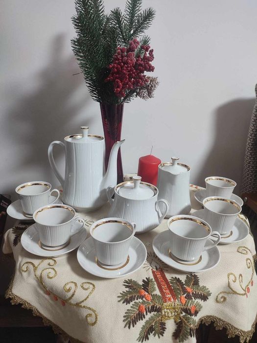 Кавовий сервіз білий порцеляна з позолотою