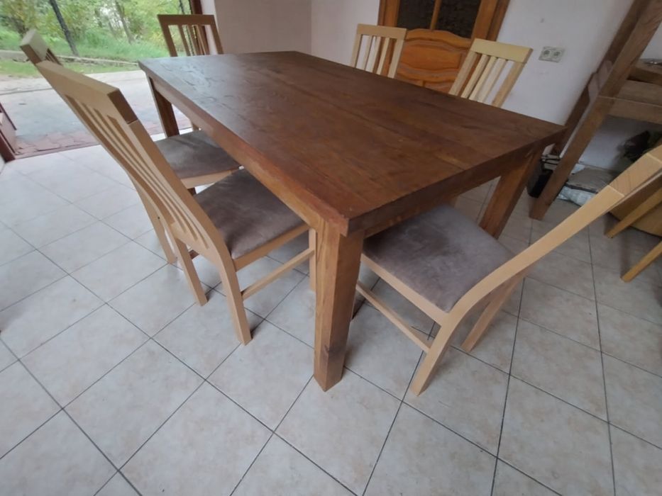 Stół i krzesła dębowe