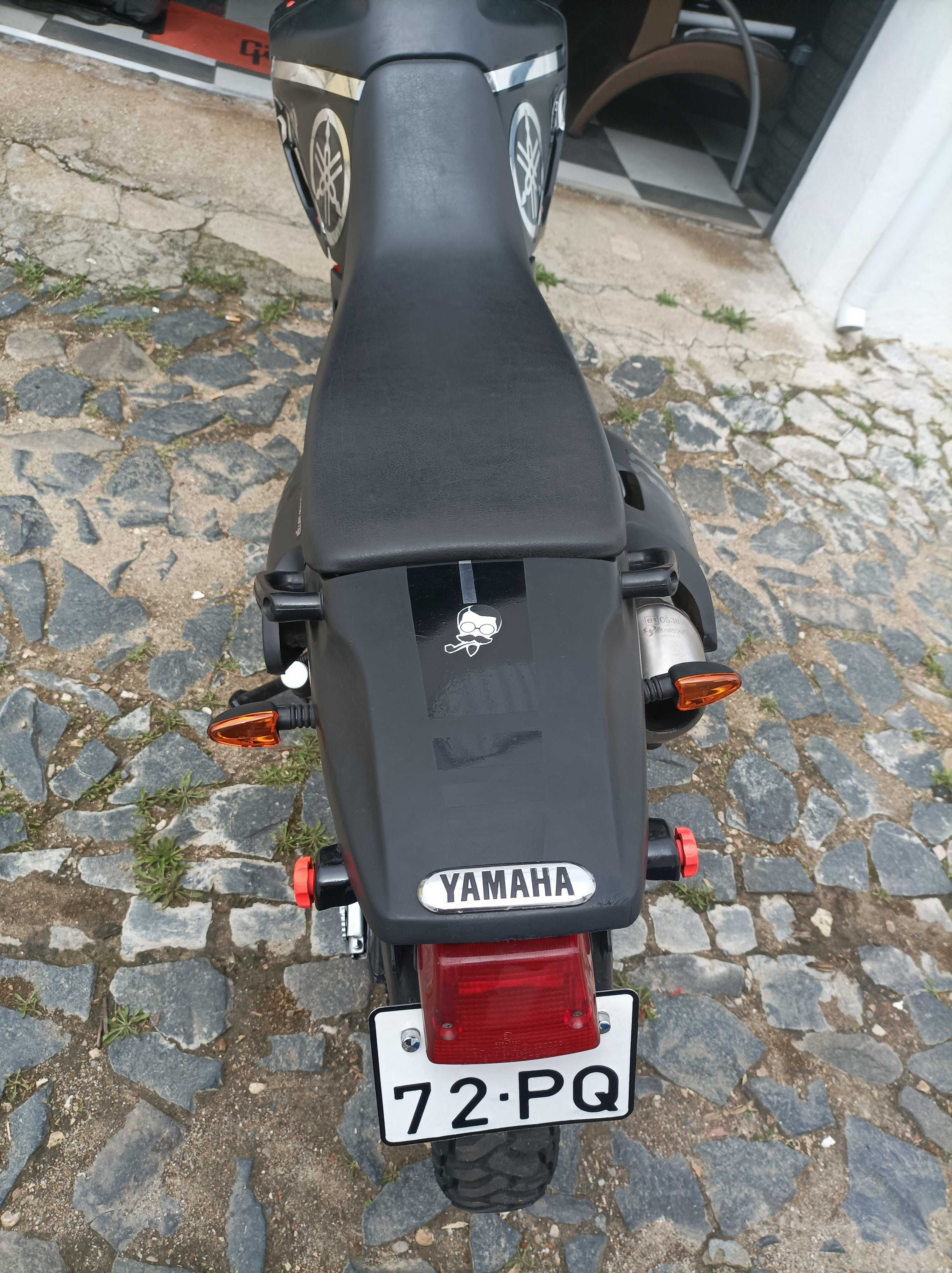 Yamaha XT 600 do ano 2000