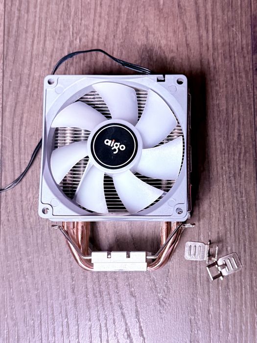 AMD Ryzen 5 5600 + кулер Aigo (комплект)