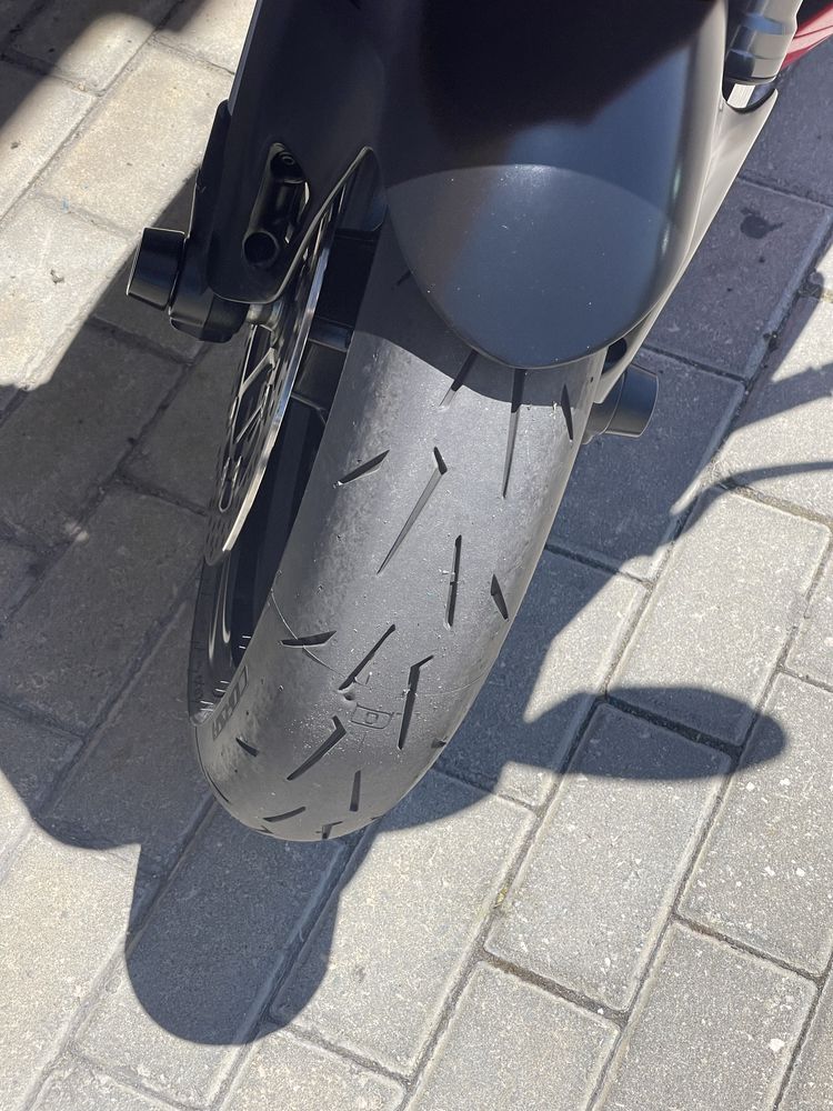 Ducati Panigale V2