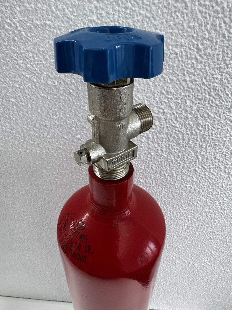 Extintor para aquário com válvula