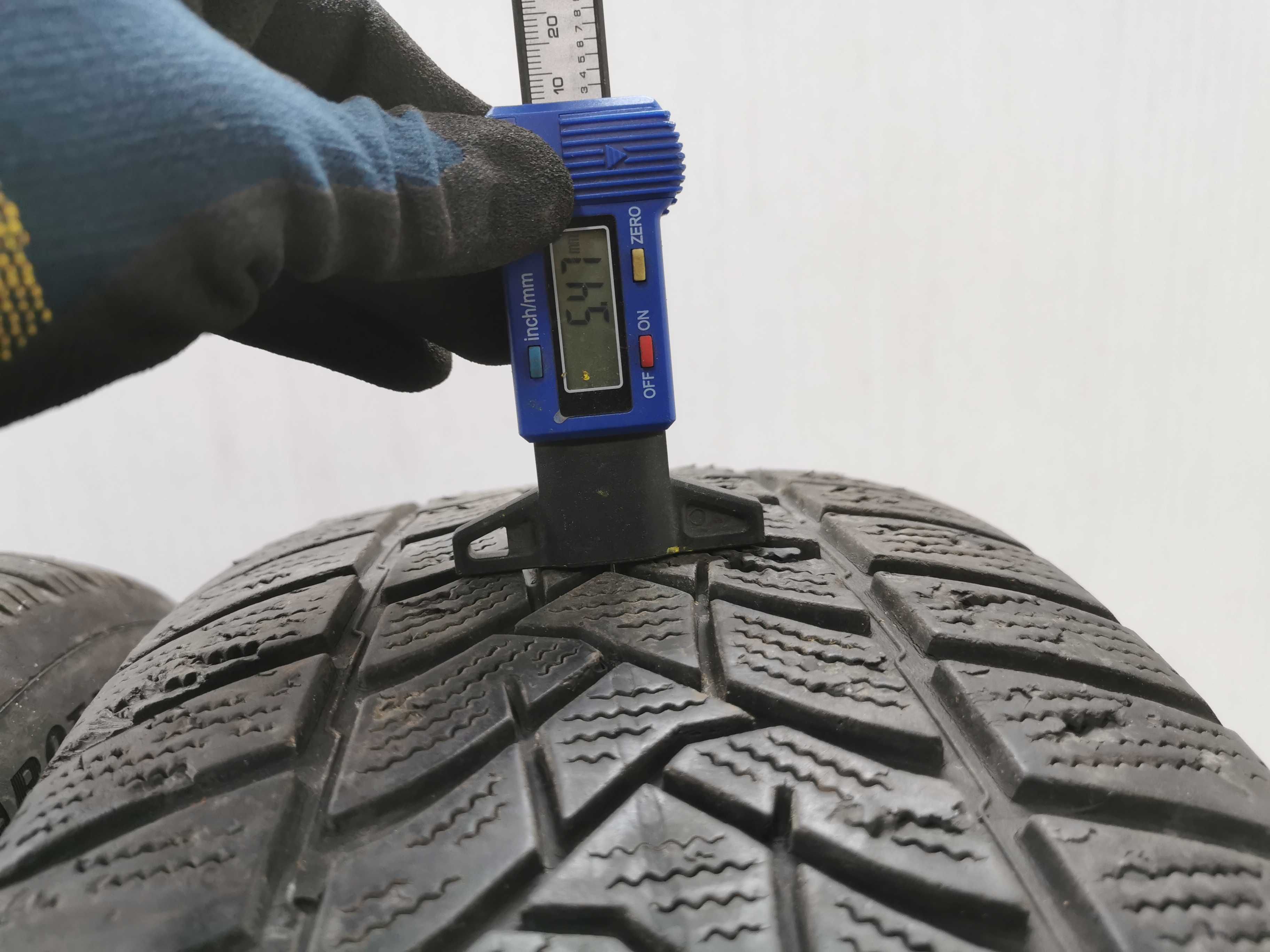 TANIE! Dunlop Winter Sport 5 215/55r17 98V N0639