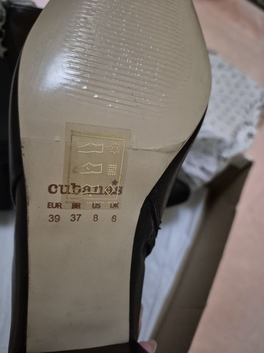 Botins novos Cubanas
