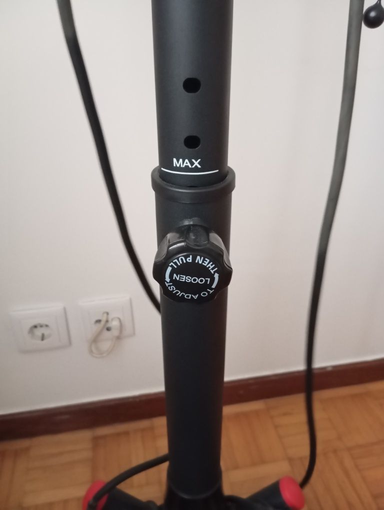 Máquina de exercício step