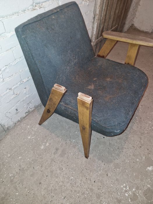 Chierowski 366 fotel prl klubowy lisek