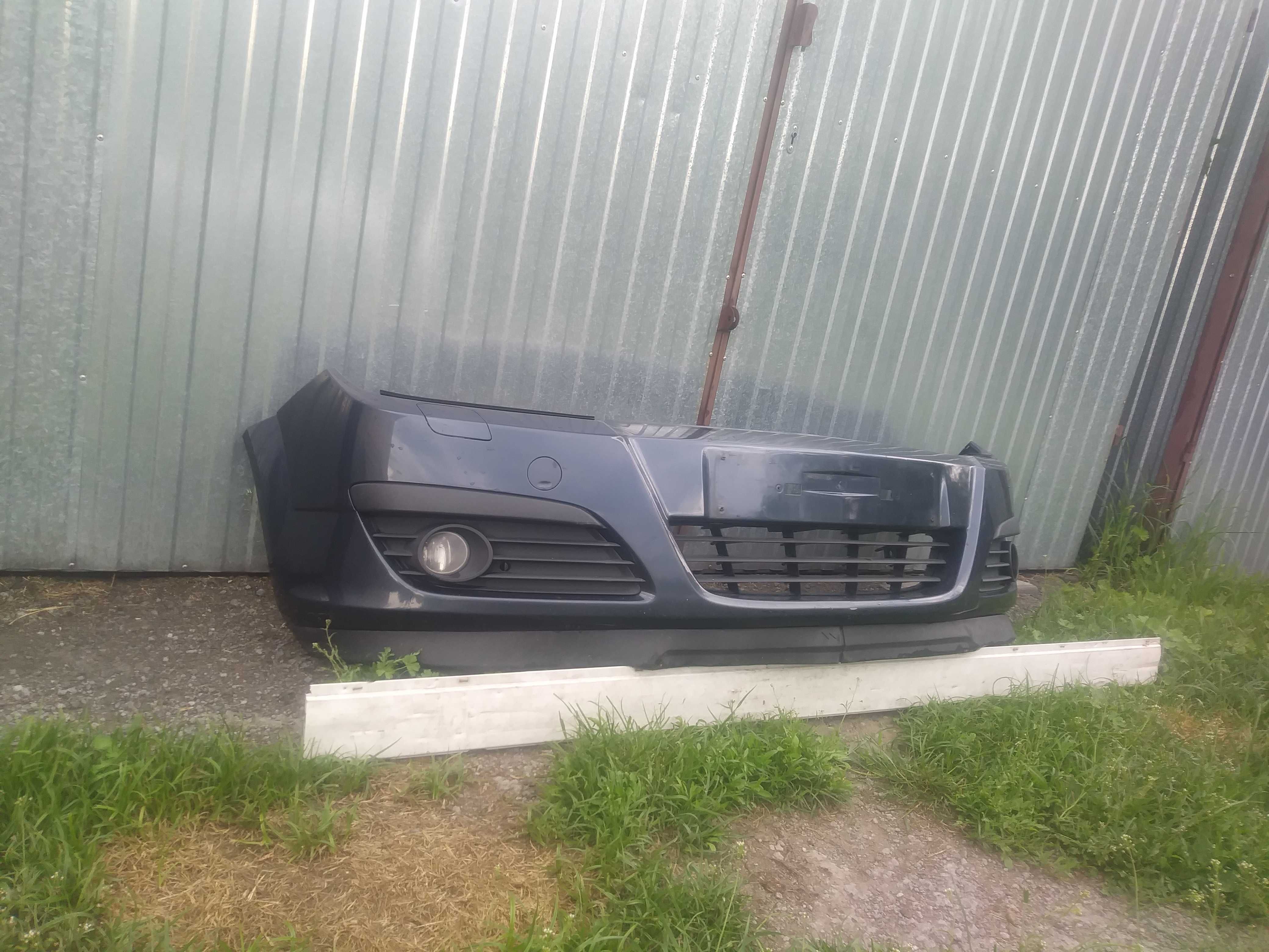 Opel Astra H 3 Zderzak przód przedni kolor Z168