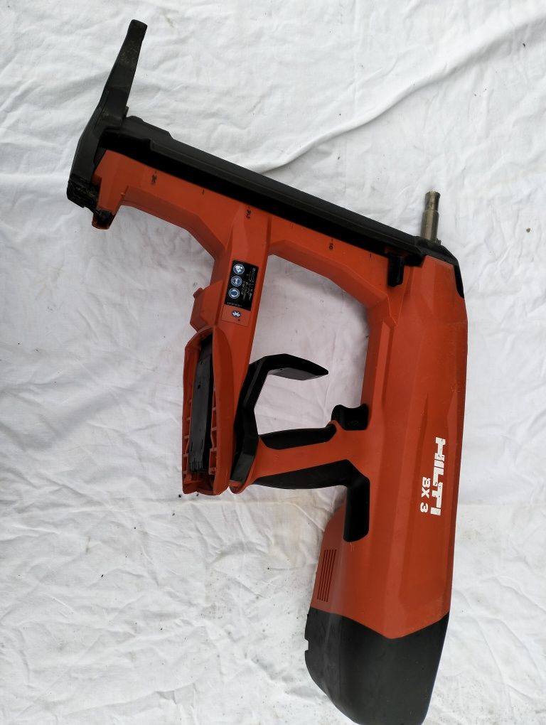 Hilti bx3 osadzak akumulatorowy