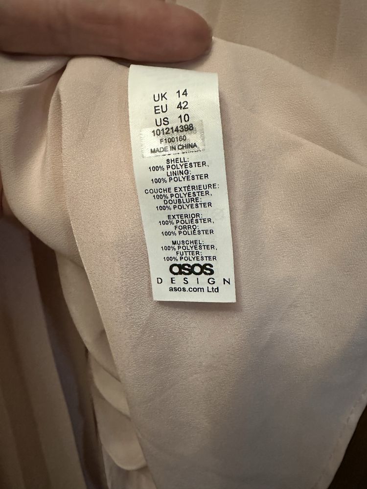 Продам легкое вечернее платье,туфли,сумочка