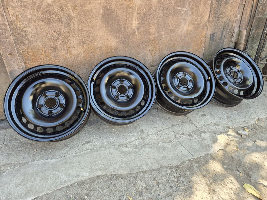 Продам оригинальные диски VW R15