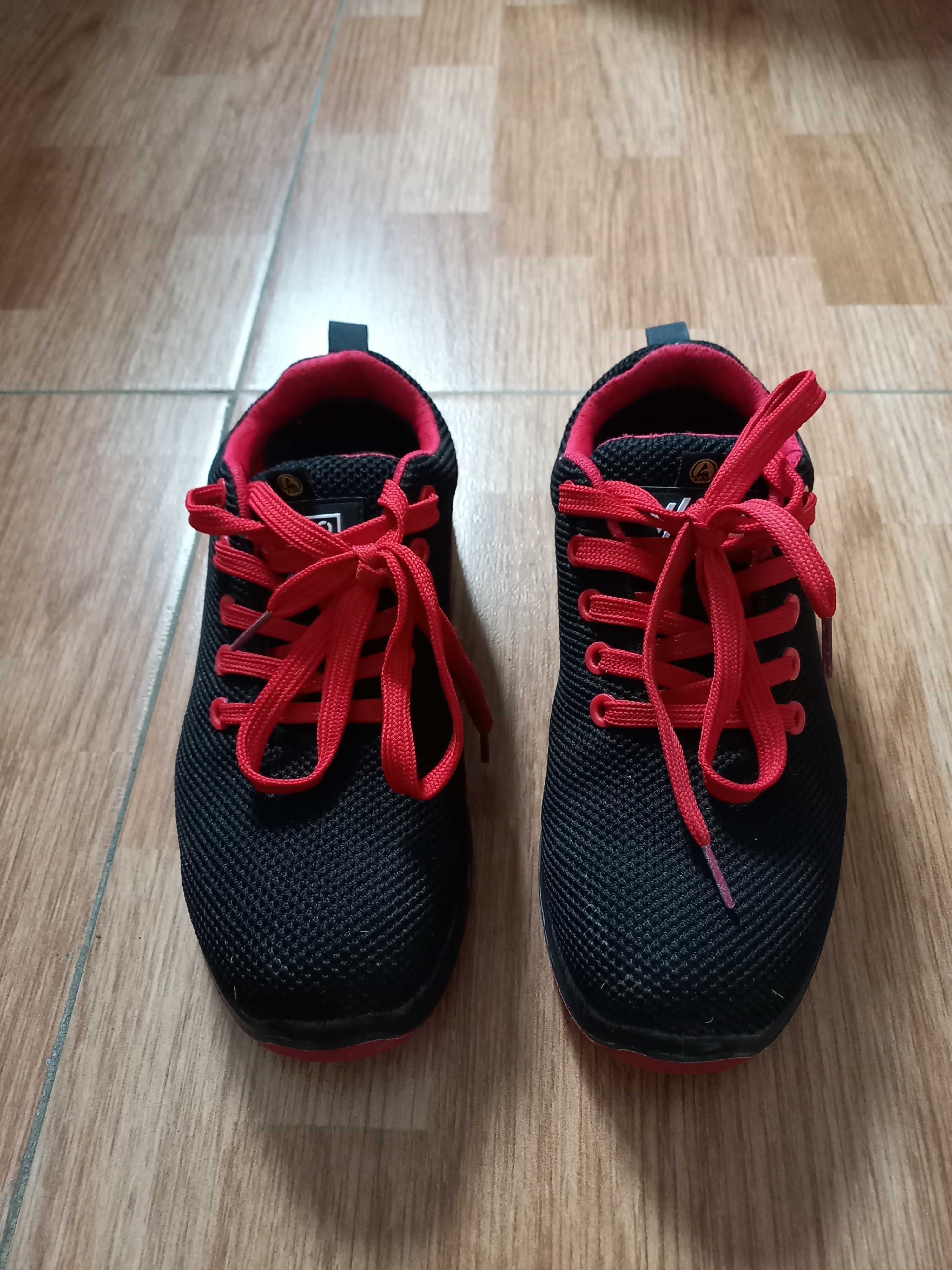 Sapatos de segurança VPRO com biqueira de aço (36)