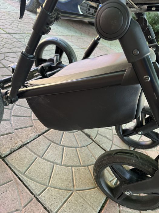 Дитяча універсальна коляска