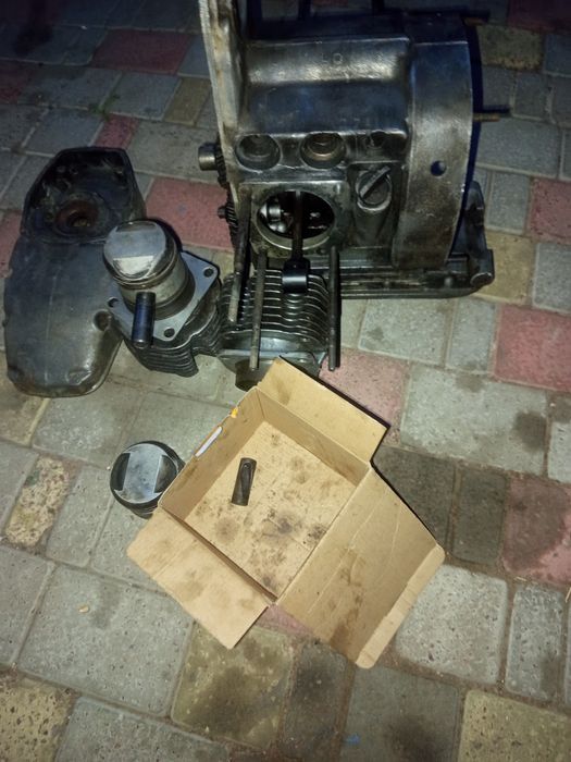 Продам мотор по запчастинах на Днепр мт