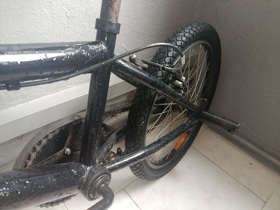 Bicicleta em bom estado geral