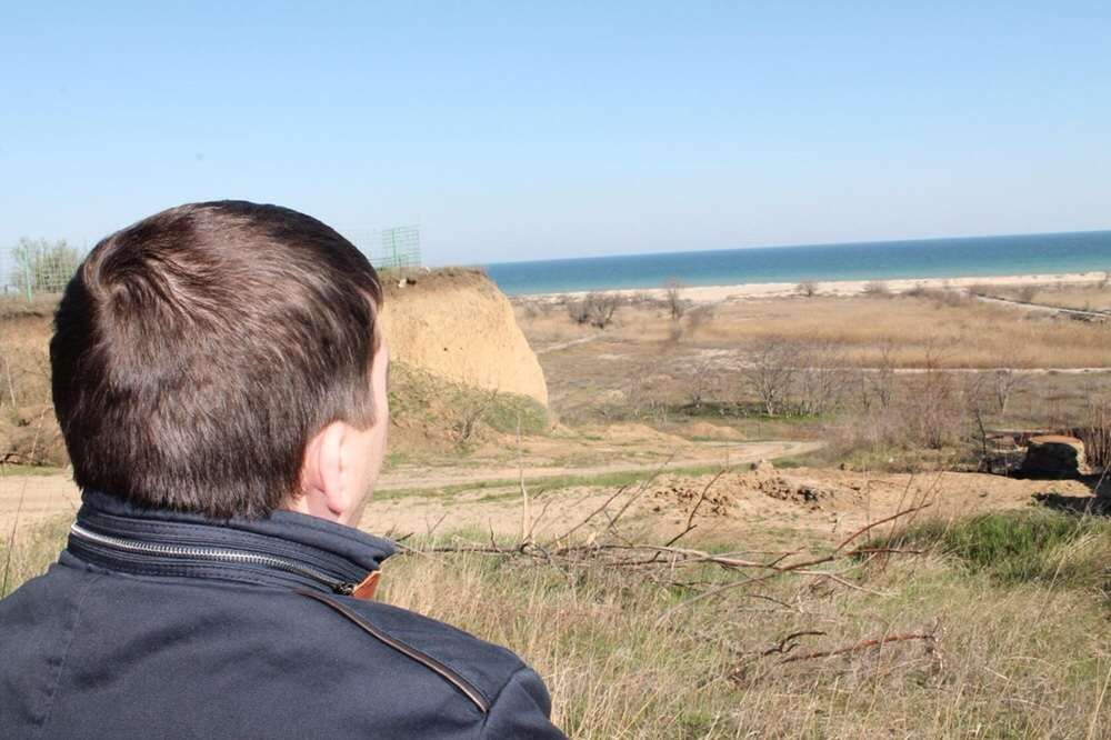Продам земельный участoк в Каролино Бугазе. Хозяин.Гос.акт