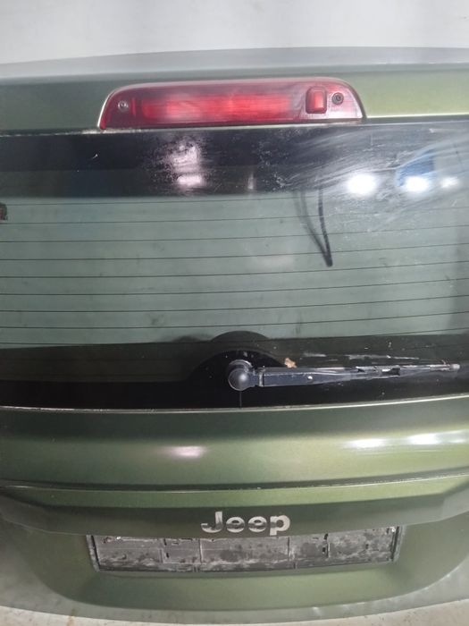 Klapa bagażnika Jeep patriot 2010 green metallic