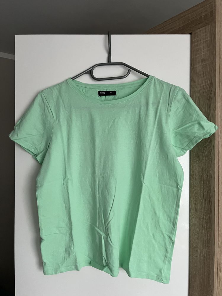 Miętowy t-shirt damski bluzka z krótkim rękaw