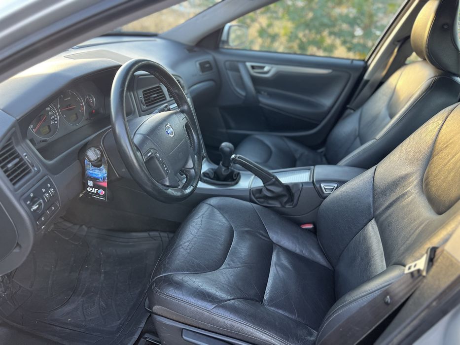 Volvo V70 2.4D IUC antigo