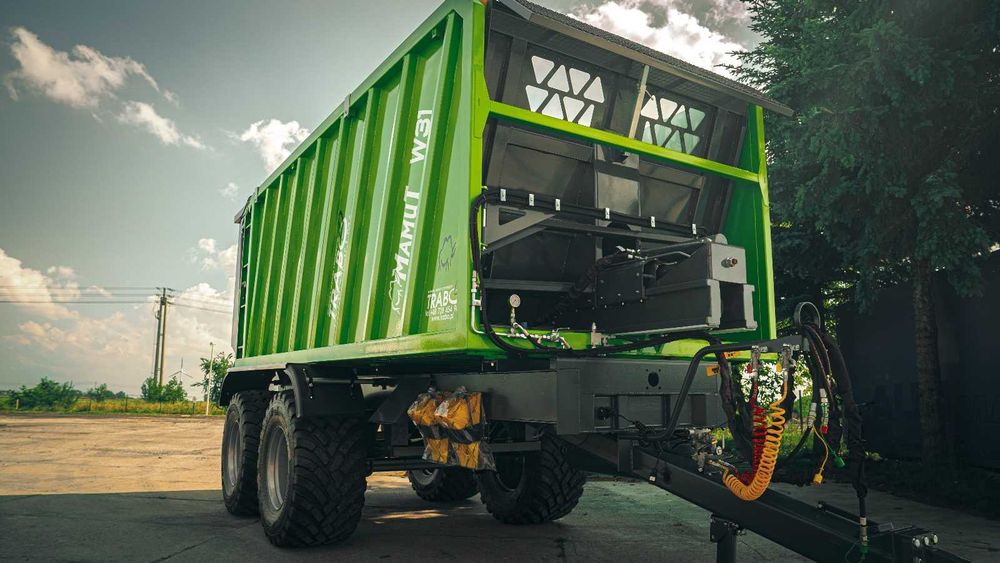 Przyczepa z przesuwną ścianą rozrzutnik obornika MamutW31 FINANSOWANIE