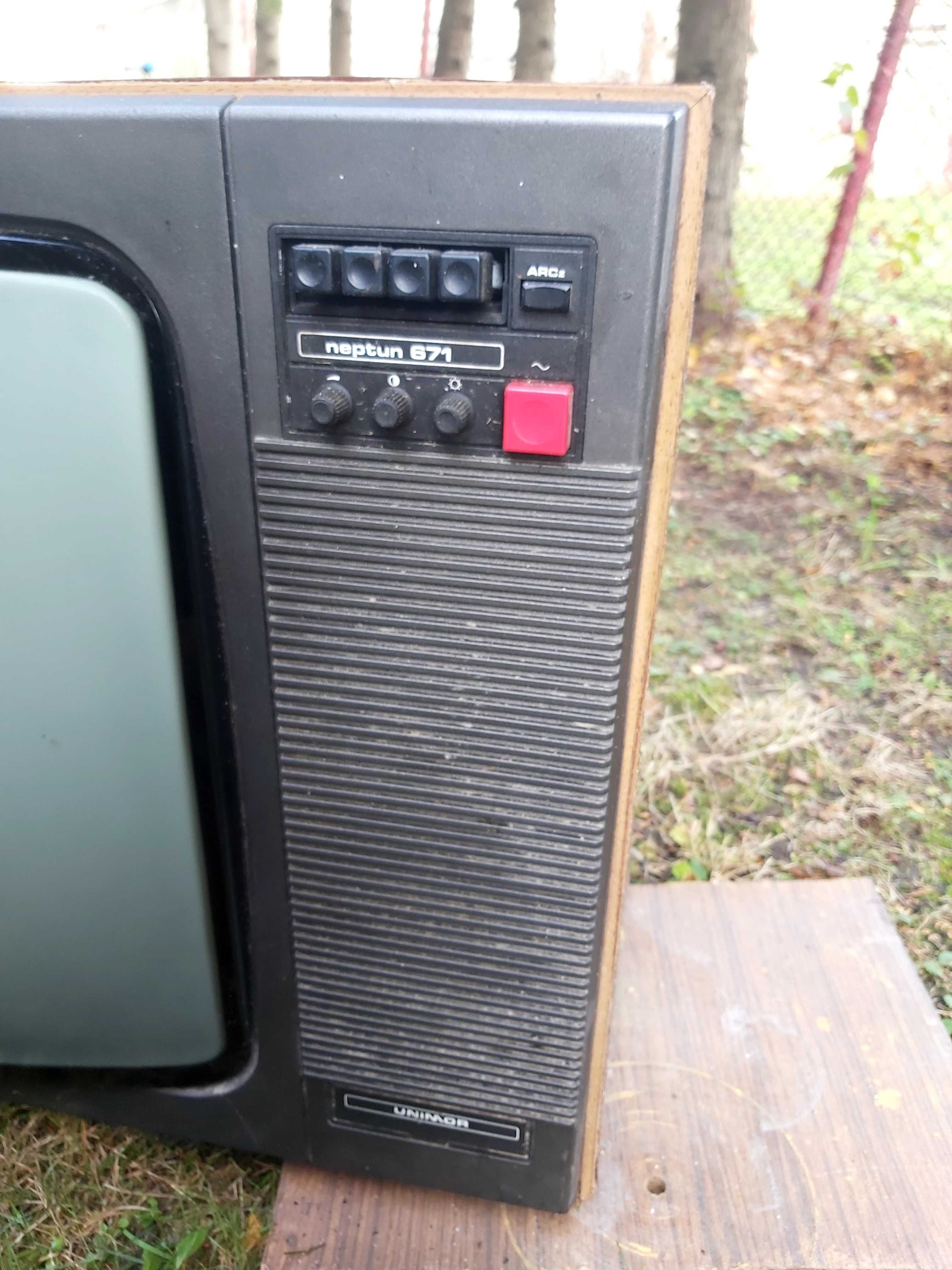 telewizor czarnobiały PRL - Unimor NEPTUN 671 Unitra ODBIÓR BOCHNIA