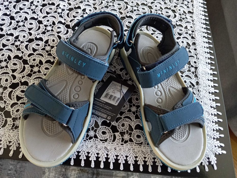 Sandały chłopięce nowe