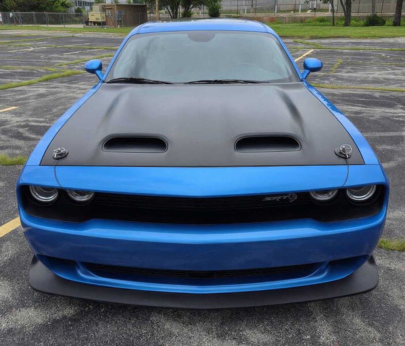 Dodge Challenger      2019