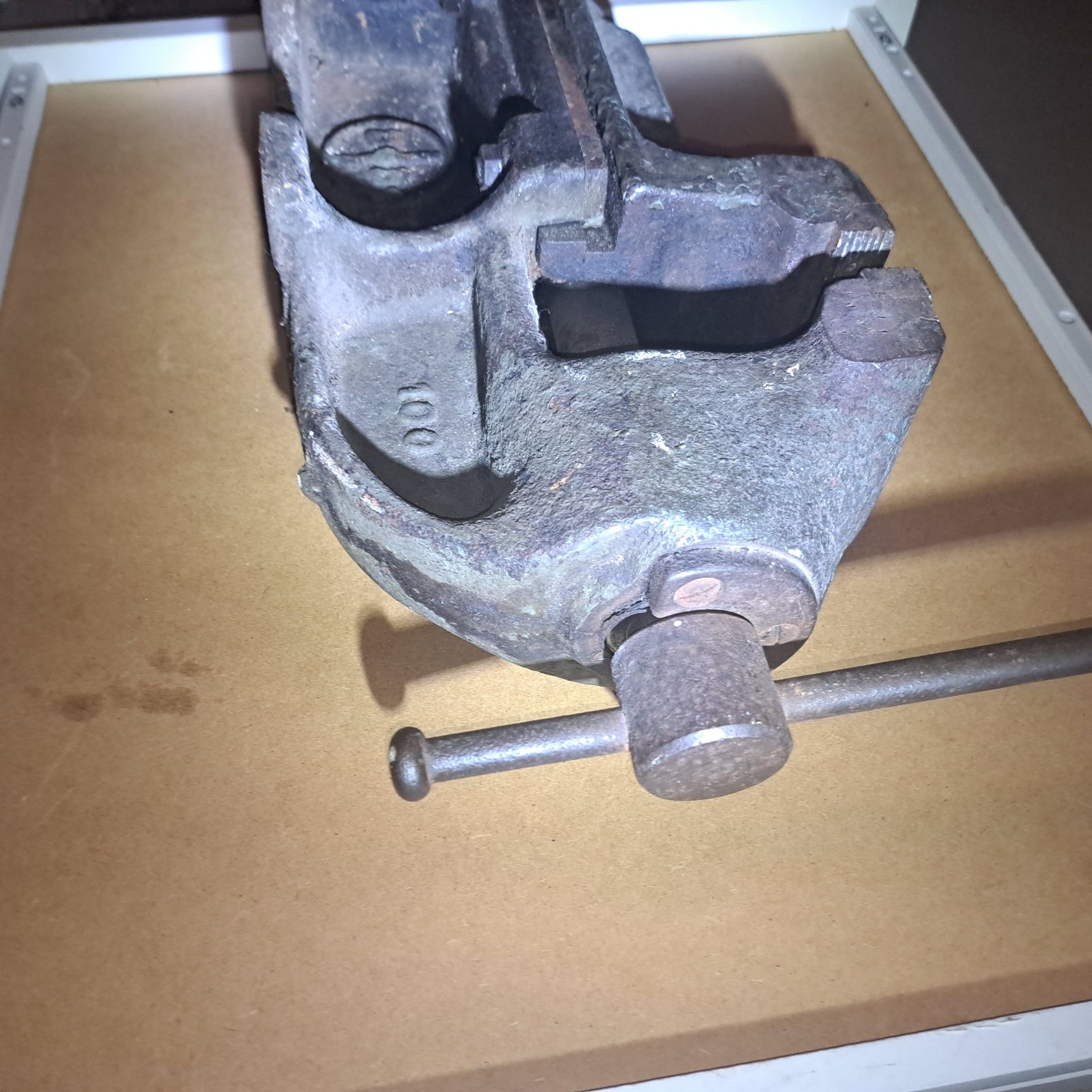 Imadło prl 100 mm waga 16 kg