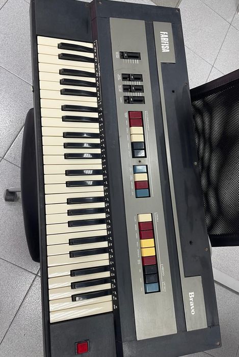 Órgão Combo Analógico