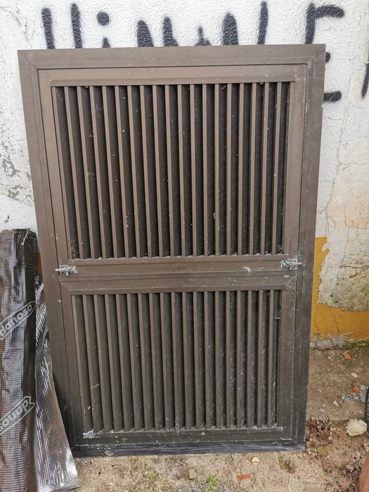 Janela e portada de alumínio