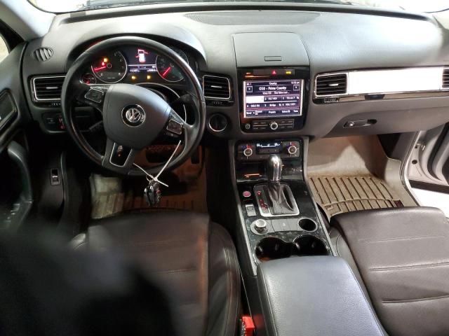 Volkswagen Touareg v6 2014 рік