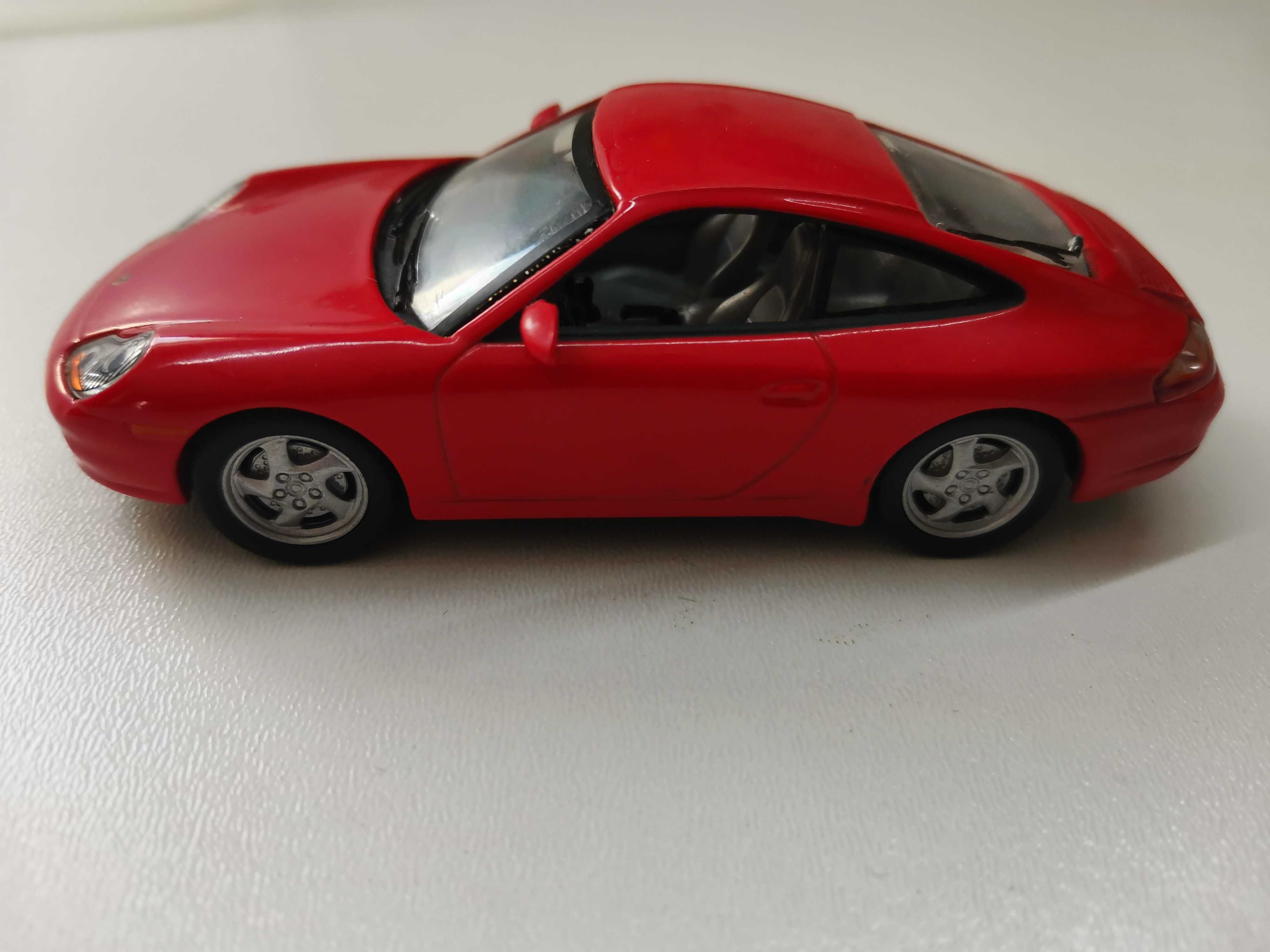 Miniatura Porsche 911 Carrera Coupe 1997