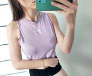 Top crop liliowy adidas