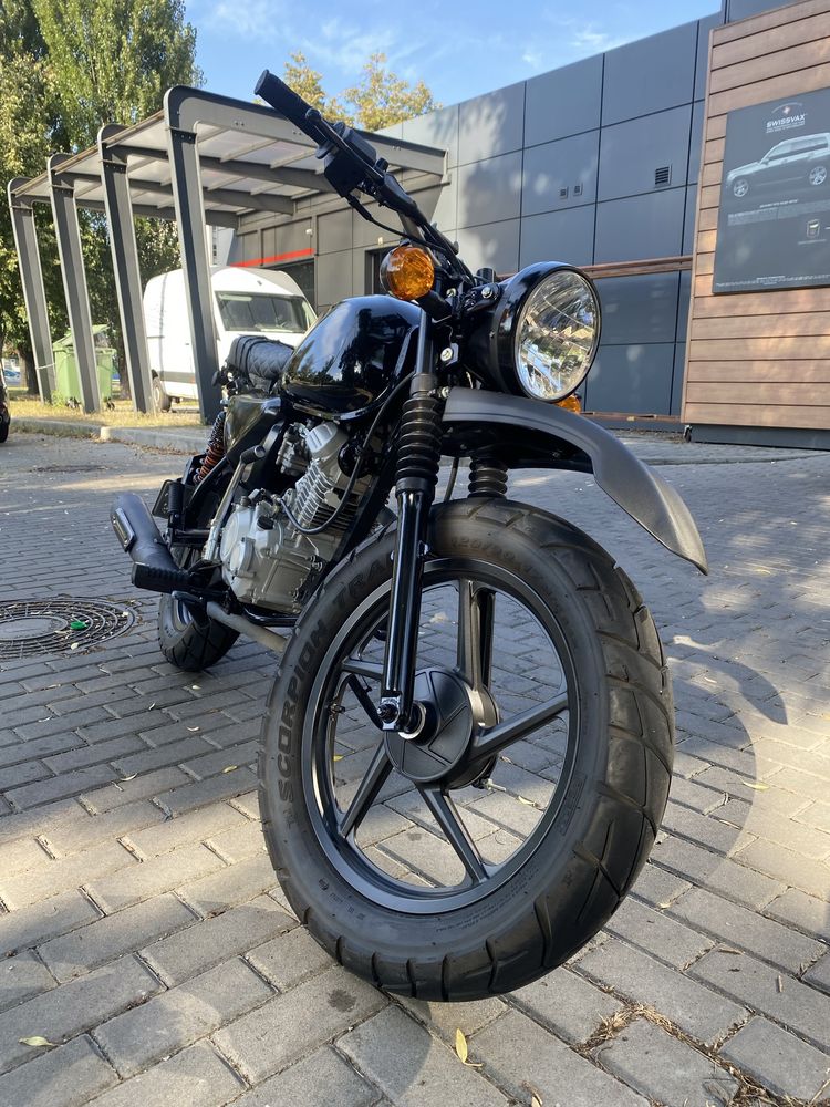 Bajaj boxer custom scrambler cafe