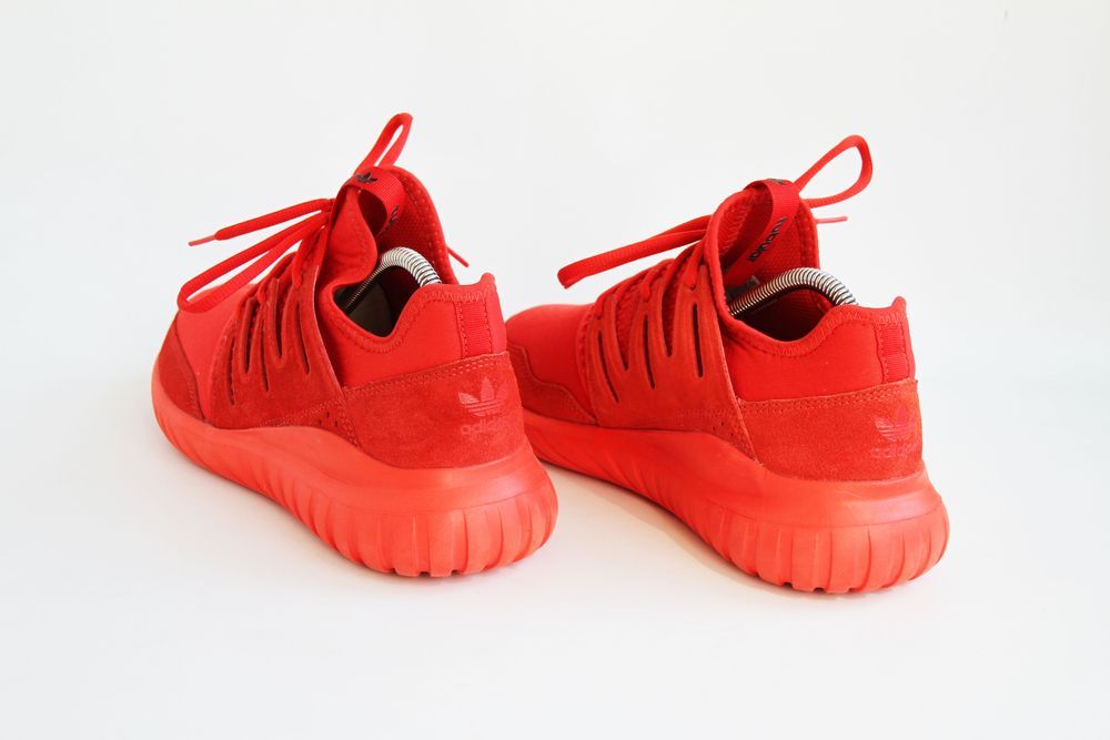 кроссовки красные кожаные (замшевые) Adidas Tubular размер 40-41
