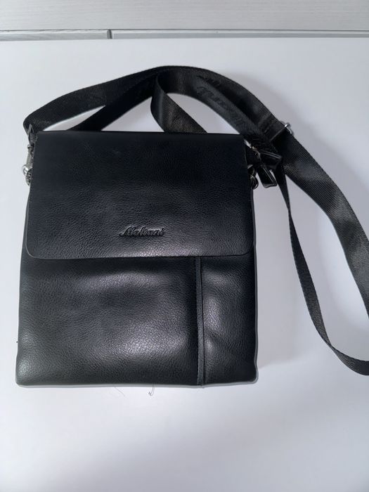 Мужская кожаная барсетка