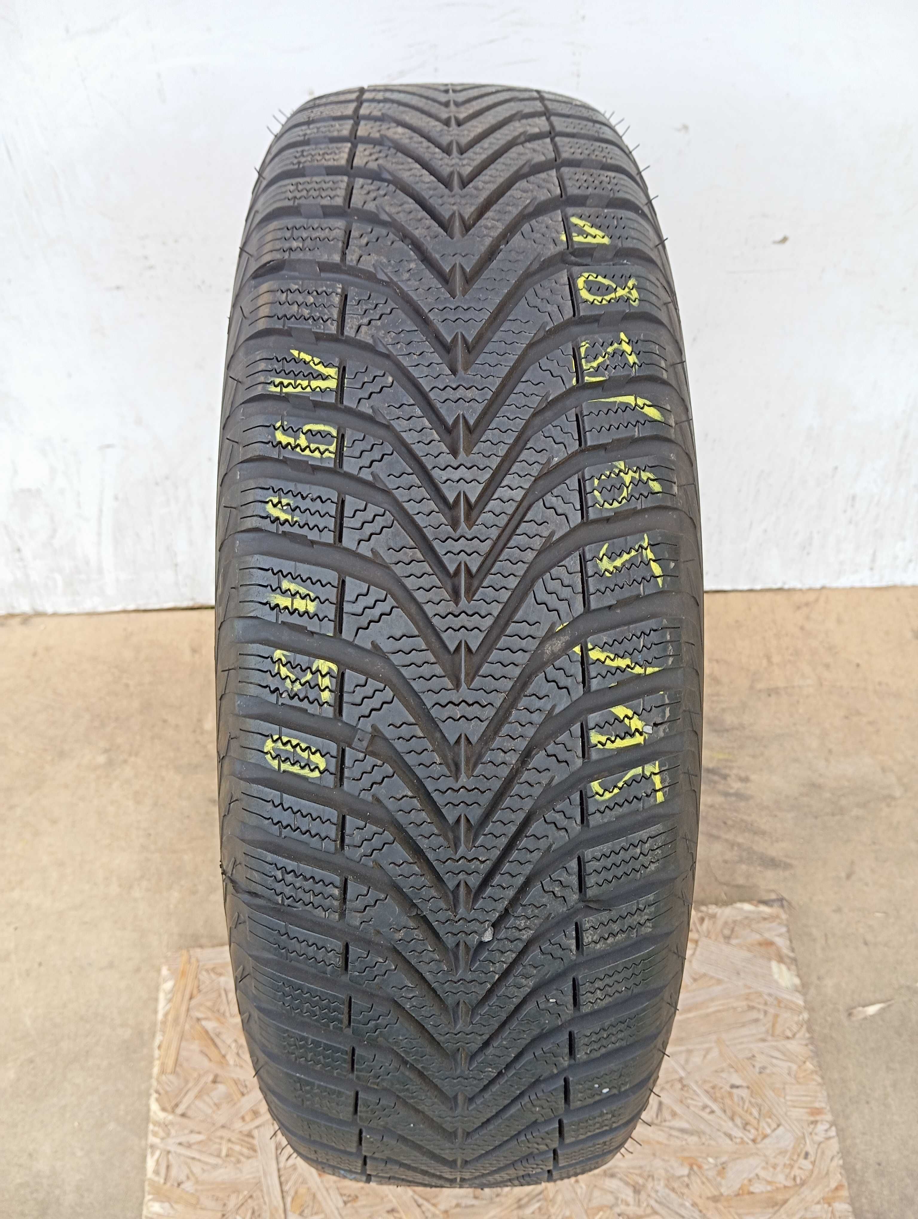 1x 185/65 R15 88T Vredestein Snowtrac 5 2019r 7,0mm