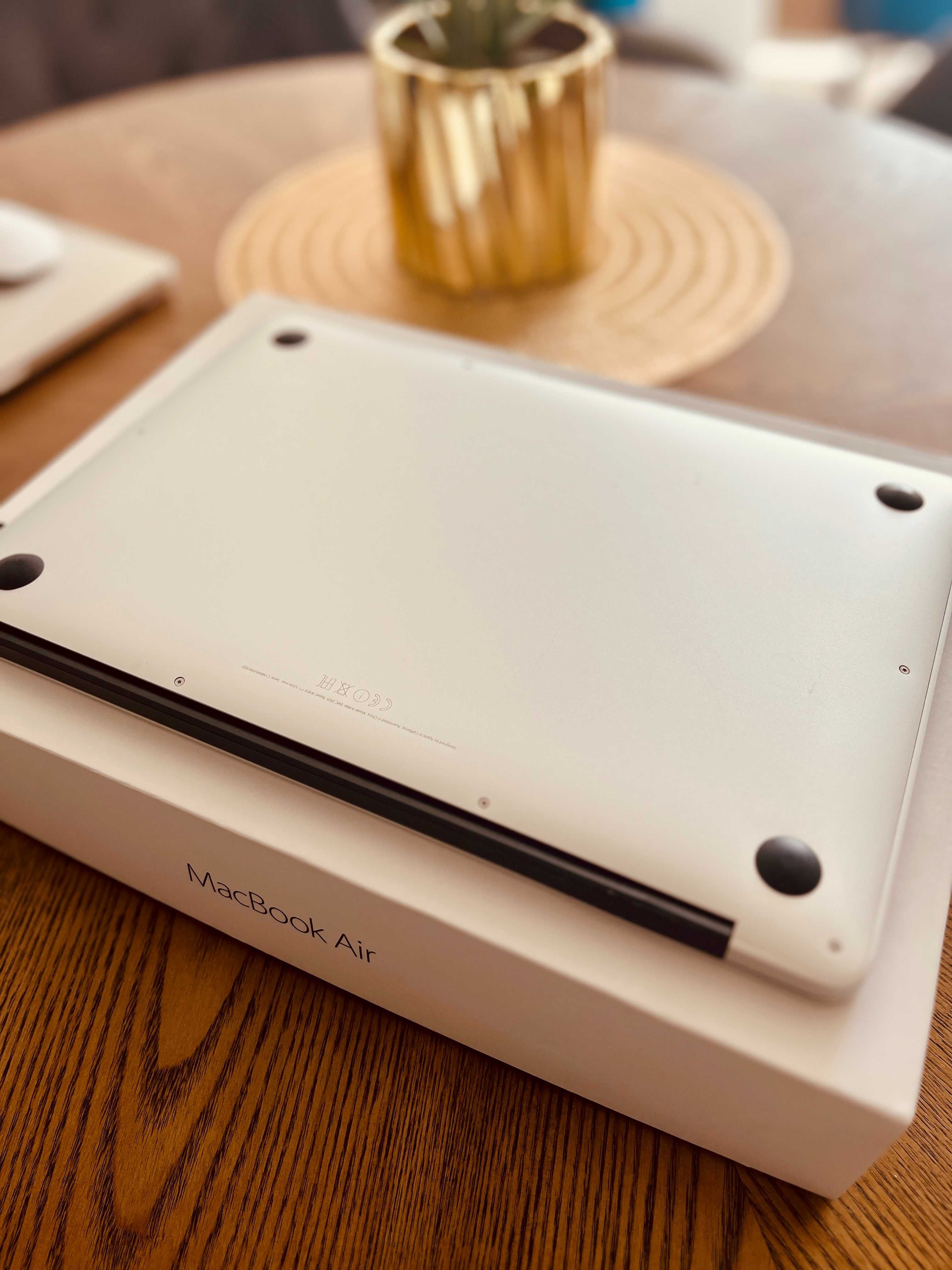 MacBook Air 13 A1466