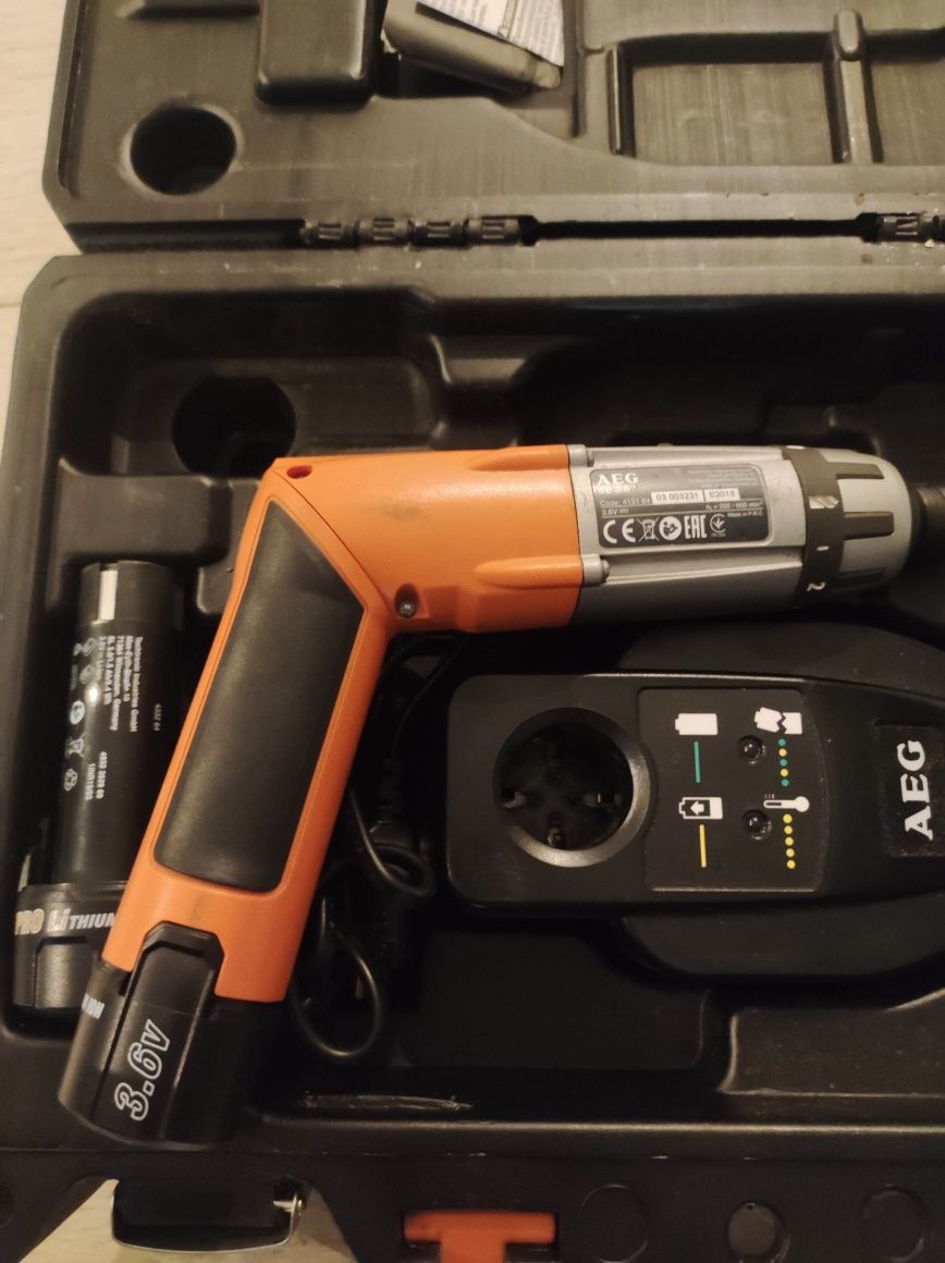 Wiertarko wkrętarka AEG 3.6V 2x akumulatory 100% sprawna