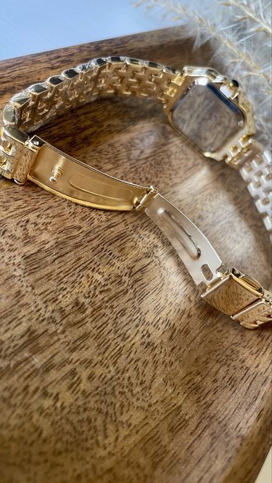 Zegarek złoty vintage Pinterest klasyczny nowy stal nierdze old money