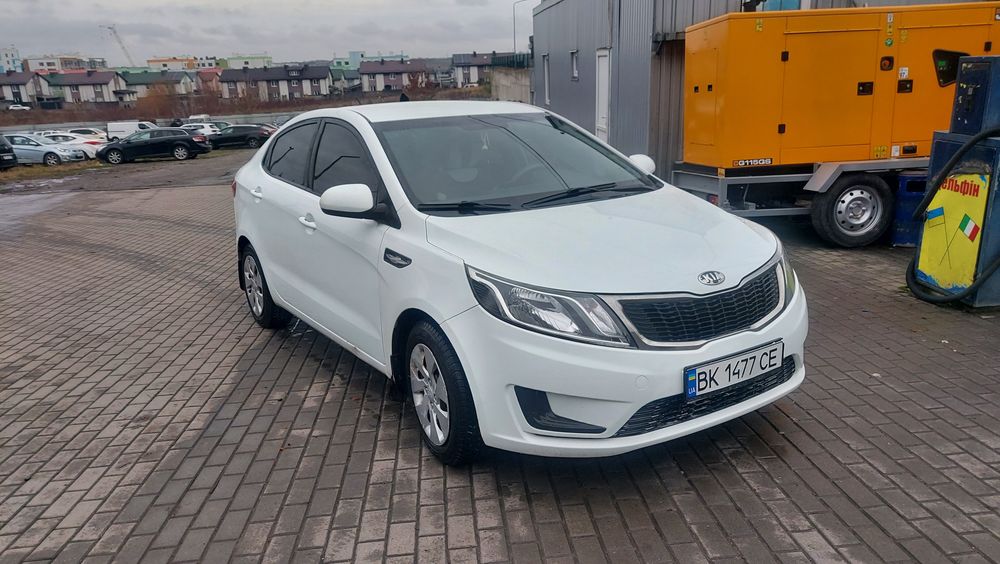 Кіа ріо 2013р від власника