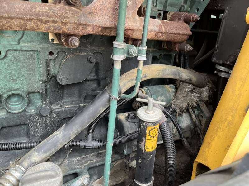 Retroescavadora Volvo BL71+ Power Shift