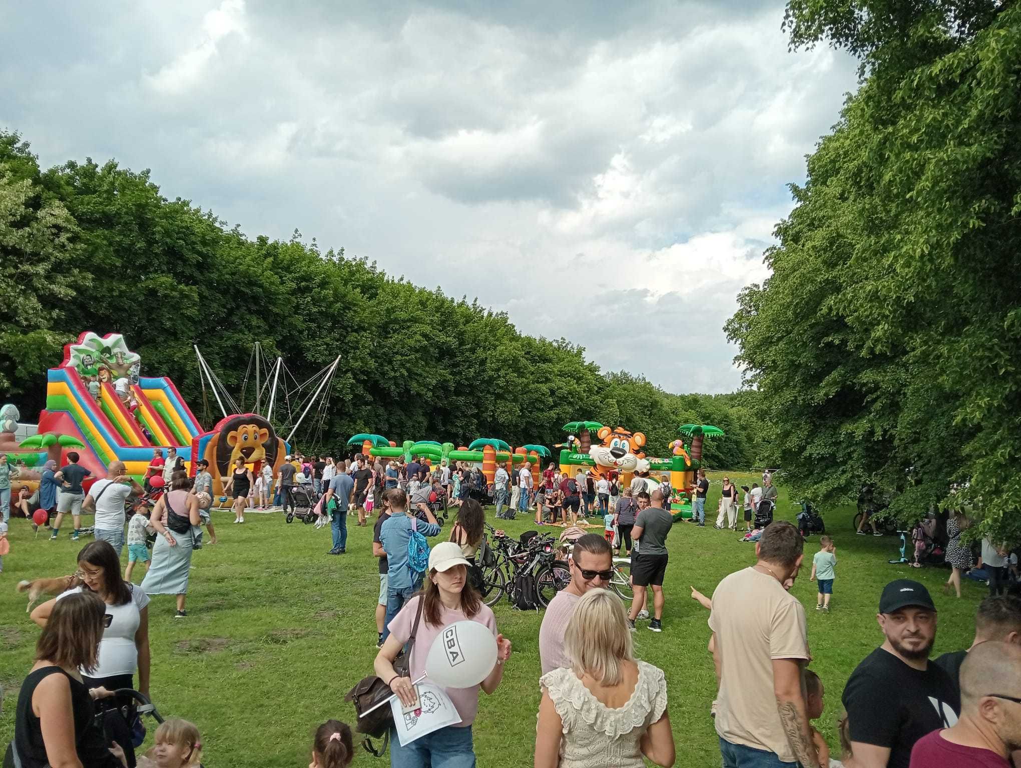 Dmuchańce zamki dmuchane place ZJEŻDŻALNIE URODZINY wynajem dmuchanców