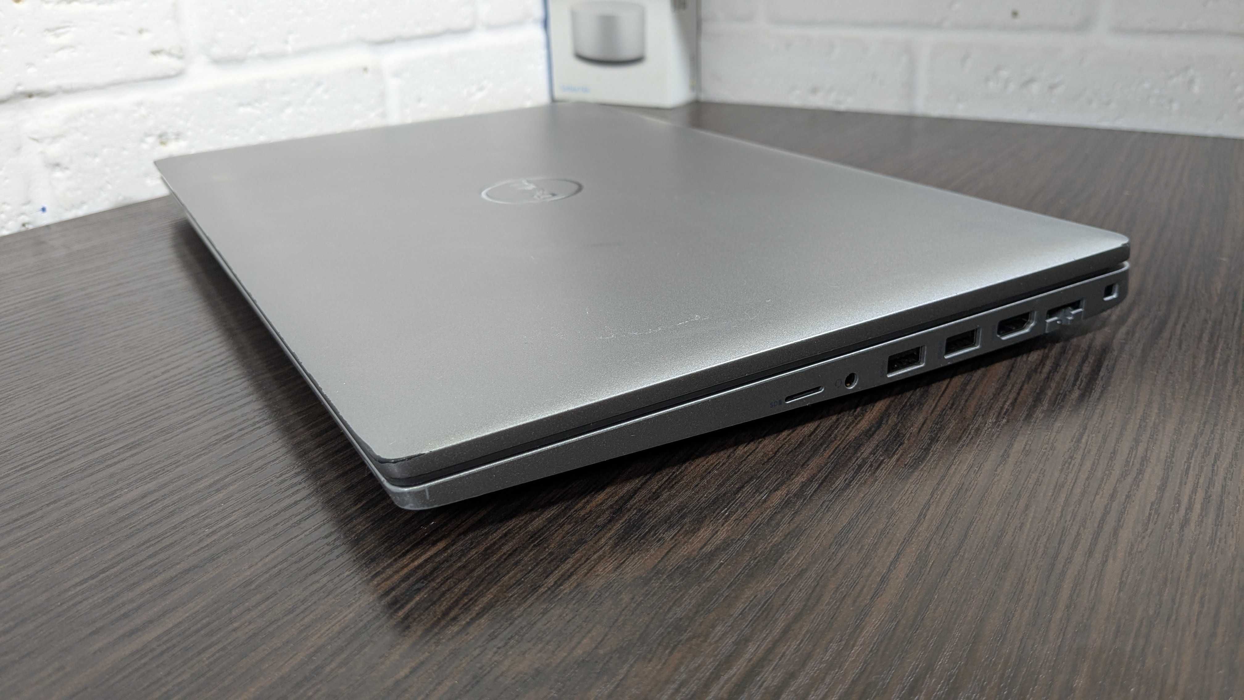 Dell Latitude 5520 15.6" - Intel Core i7-1185G7/16gb/IrisXe/512gb #261