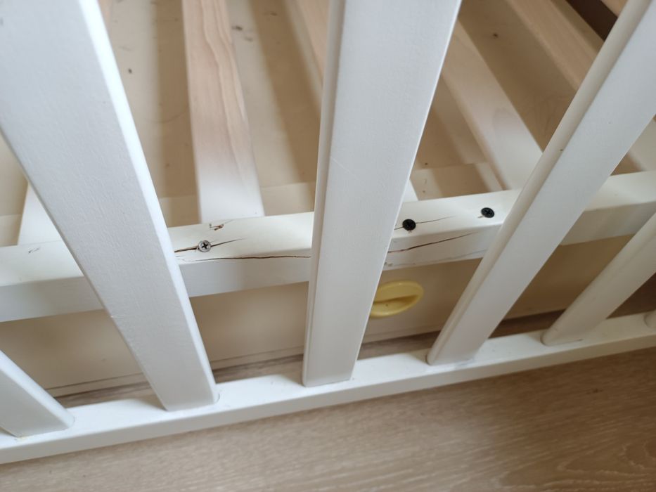 Продам дитяче ліжечко Верес